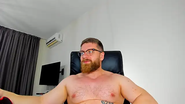 Snapshot of Findom_guy chatting on 05-13-26, 03:20 Findom guy online show from 05-13-26, 03:20