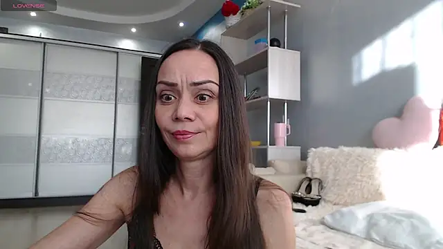 Snapshot of Fire_Sally chatting on 06-16-26, 04:20 Fire Sally online show from 06-16-26, 04:20