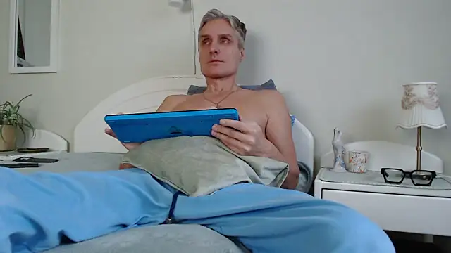 StrongBill online show from 12-02-24, 07:14