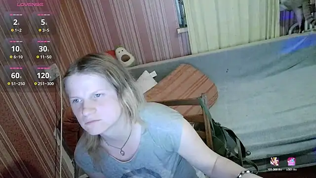 Snapshot of Kathlyn__Heath chatting on 06-13-26, 07:34 Kathlyn Heath online show from 06-13-26, 07:34