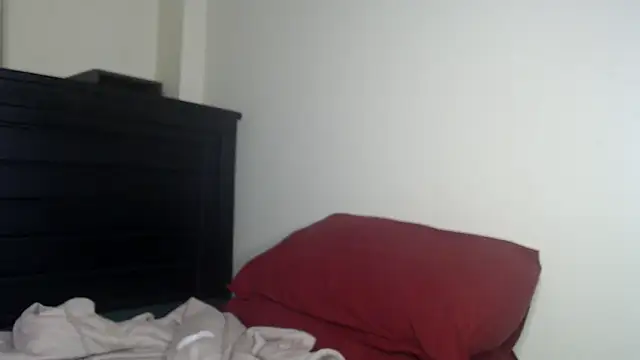 Snapshot of NIKKIE_LOVE chatting on 05-12-26, 05:32 NIKKIE LOVE online show from 05-12-26, 05:32