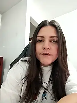 Mia Hampton online show from 01-18-26, 06:44