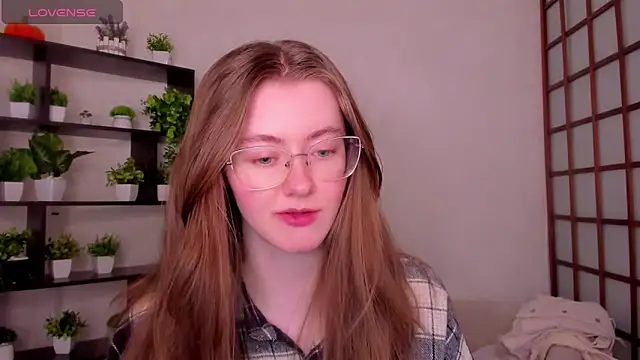 KateCuddle online show from 05-12-26, 02:19