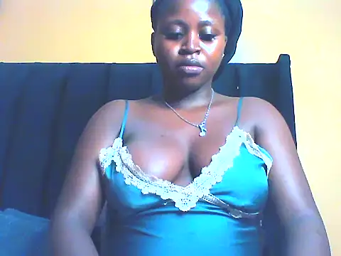 EboniesBelle online show from 04-17-26, 05:32