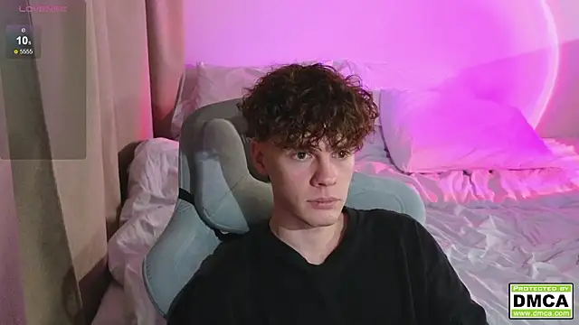 cute thomas online show from 03-11-26, 07:53