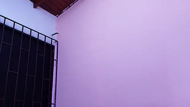 Snapshot of celeste_sea chatting on 09-15-25, 07:25 celeste sea online show from 09-15-25, 07:25