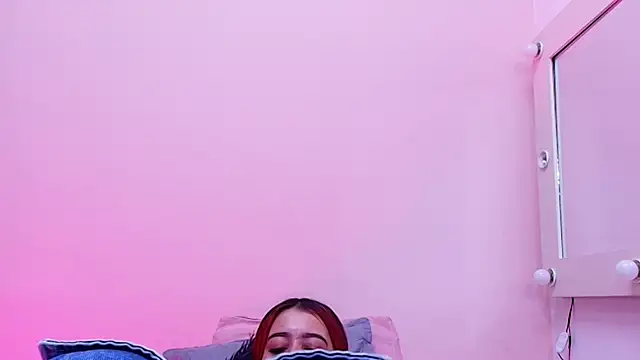 Snapshot of celeste_sea chatting on 10-01-25, 07:20 celeste sea online show from 10-01-25, 07:20