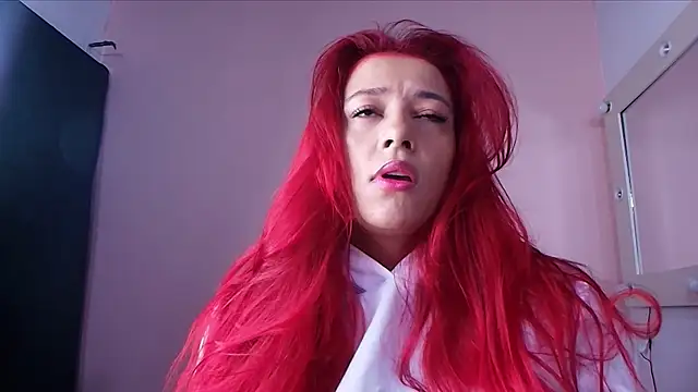 Snapshot of celeste_sea chatting on 10-08-25, 07:11 celeste sea online show from 10-08-25, 07:11