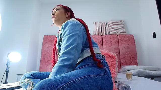 Snapshot of celeste_sea chatting on 11-14-25, 07:12 celeste sea online show from 11-14-25, 07:12