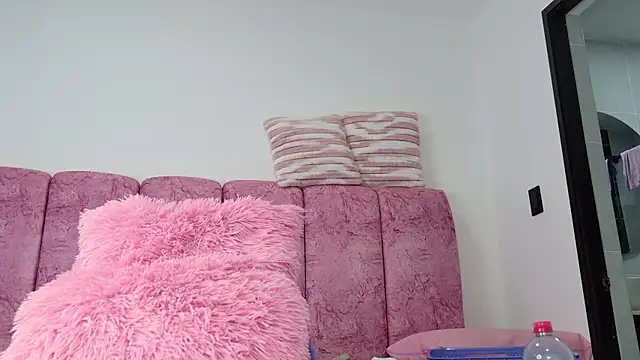 Snapshot of celeste_sea chatting on 01-09-26, 07:15 celeste sea online show from 01-09-26, 07:15