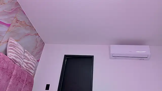 Snapshot of celeste_sea chatting on 02-12-26, 07:20 celeste sea online show from 02-12-26, 07:20