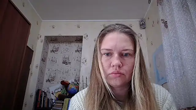 Snapshot of dream_alexa chatting on 10-25-25, 01:57 dream alexa online show from 10-25-25, 01:57