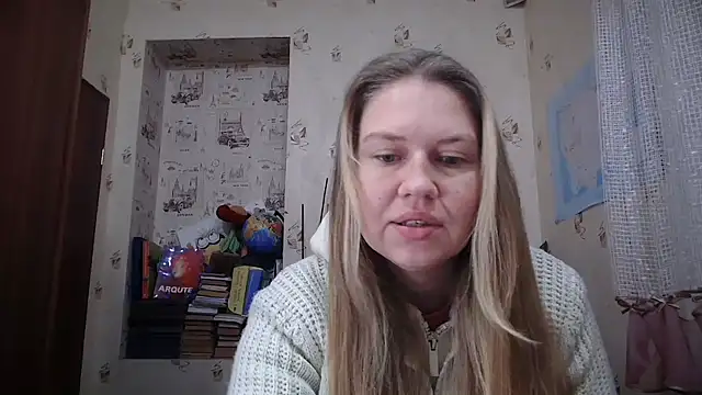 Snapshot of dream_alexa chatting on 11-21-25, 02:21 dream alexa online show from 11-21-25, 02:21