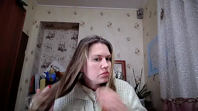 Snapshot of dream_alexa chatting on 12-15-25, 02:38 dream alexa online show from 12-15-25, 02:38