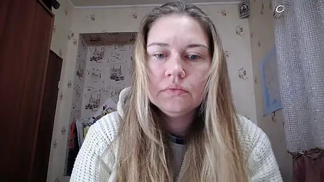 Snapshot of dream_alexa chatting on 02-05-26, 04:50 dream alexa online show from 02-05-26, 04:50