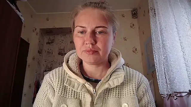 Snapshot of dream_alexa chatting on 04-09-26, 06:19 dream alexa online show from 04-09-26, 06:19