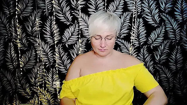 Snapshot of Olivia_playful chatting on 07-02-26, 10:32 Olivia playful online show from 07-02-26, 10:32