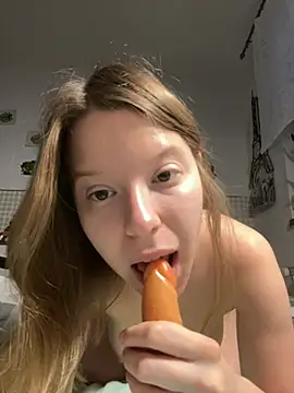 kimczii online show from 05-20-26, 06:19