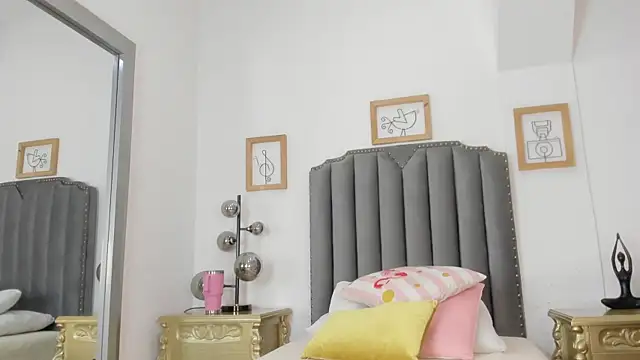 Snapshot of Vega___16 chatting on 03-25-26, 11:38 Vega 16 online show from 03-25-26, 11:38