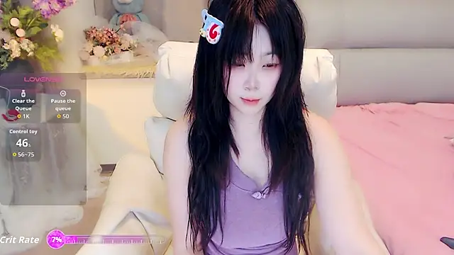 Snapshot of yoyoyo_99 chatting on 04-17-26, 02:25 yoyoyo 99 online show from 04-17-26, 02:25