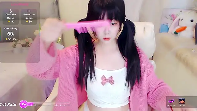 Snapshot of yoyoyo_99 chatting on 05-26-26, 02:40 yoyoyo 99 online show from 05-26-26, 02:40