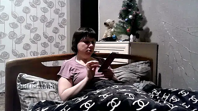 explored romantic online show from 12-30-24, 03:35