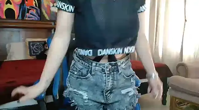 MINI Petite online show from 02-06-25, 08:45