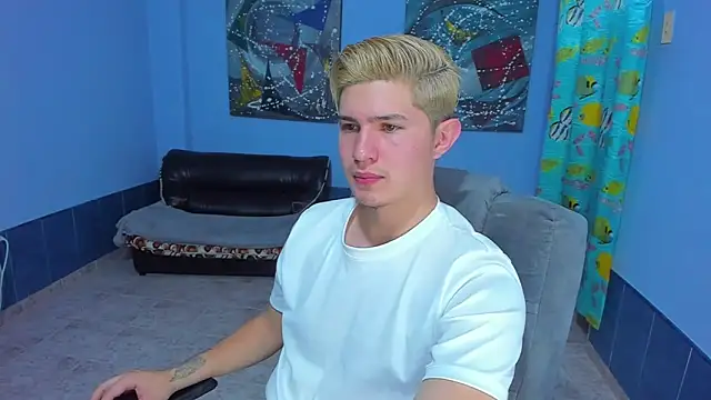 patrik 027 online show from 10-07-25, 07:33