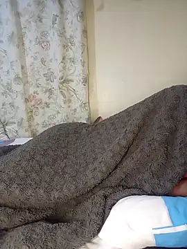 Snapshot of Ranny18l chatting on 02-20-25, 02:40 Ranny18l online show from 02-20-25, 02:40