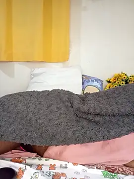 Snapshot of Ranny18l chatting on 03-23-25, 12:15 Ranny18l online show from 03-23-25, 12:15