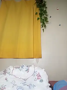 Snapshot of Ranny18l chatting on 10-01-25, 06:03 Ranny18l online show from 10-01-25, 06:03