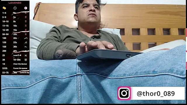 thor000089 online show from 02-11-26, 03:55