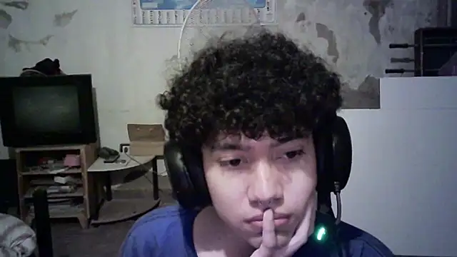 Emv2 online show from 04-19-26, 02:11