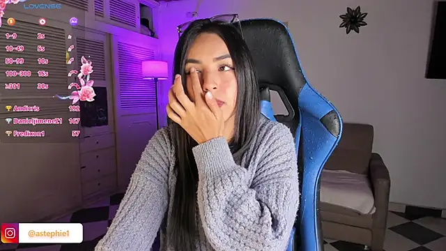 Miss Nicole online show from 01-03-25, 04:22