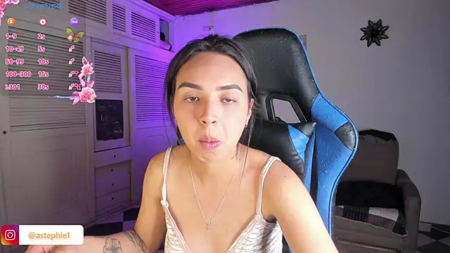 Miss Nicole online show from 01-09-25, 01:18