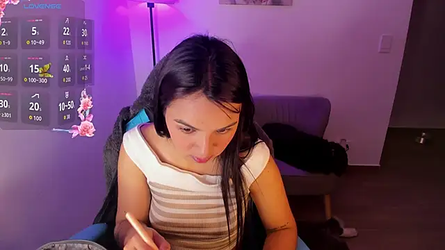Miss Nicole online show from 05-24-26, 06:35