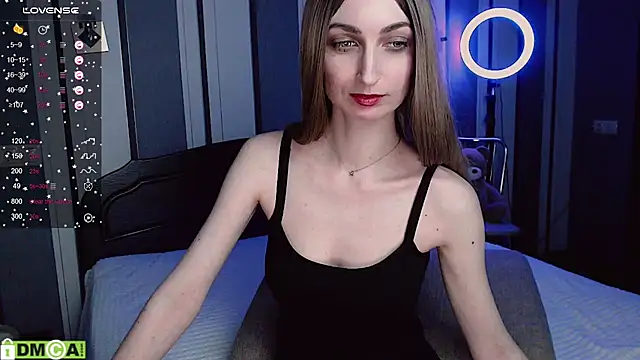 Snapshot of _Amelle_ chatting on 02-25-25, 03:49 Amelle online show from 02-25-25, 03:49