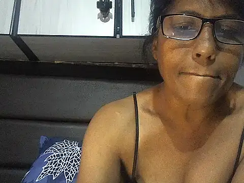 MsAttitude online show from 01-10-26, 09:55