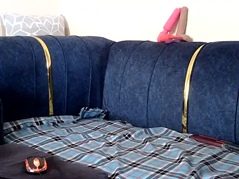 Snapshot of divineass_1 chatting on 07-14-26, 11:27 divineass 1 online show from 07-14-26, 11:27