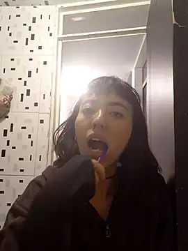 millaKatt online show from 04-14-26, 04:18