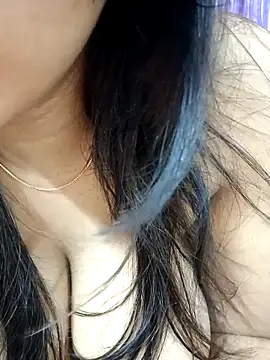 Nia  09 online show from 02-18-25, 10:14