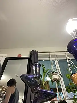 mikittyy online show from 12-18-24, 06:35