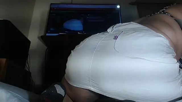 scarlett bigboobs1 online show from 05-07-26, 01:00