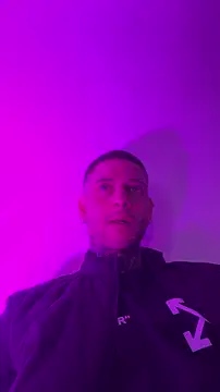  jamesleandros1 online show from 01-11-26, 03:44