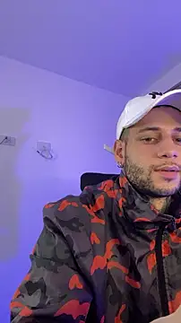  jamesleandros1 online show from 02-01-26, 08:40