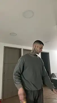  jamesleandros1 online show from 02-20-26, 12:40