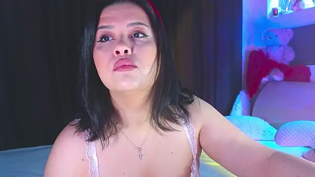 Snapshot of Malika_uAngel chatting on 01-08-26, 01:19 Malika uAngel online show from 01-08-26, 01:19