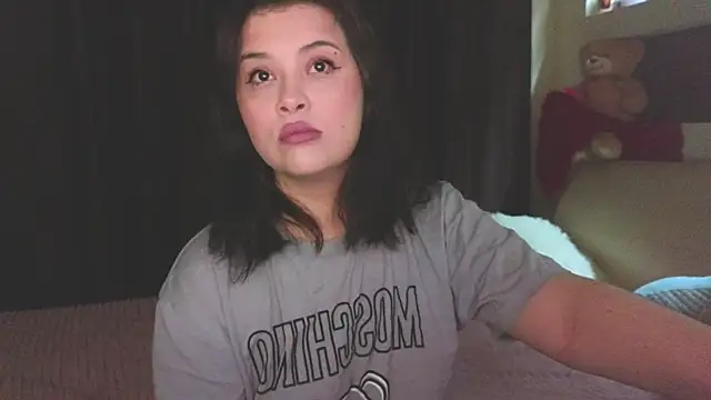 Snapshot of Malika_uAngel chatting on 02-10-26, 10:14 Malika uAngel online show from 02-10-26, 10:14