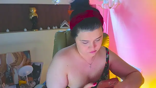 Snapshot of Malika_uAngel chatting on 04-13-26, 06:24 Malika uAngel online show from 04-13-26, 06:24