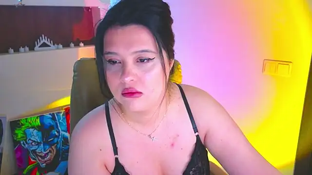 Snapshot of Malika_uAngel chatting on 05-10-26, 01:11 Malika uAngel online show from 05-10-26, 01:11
